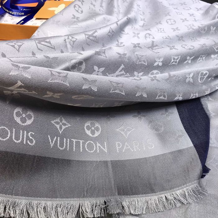 Louis Vuitton Scarf LVS00175
